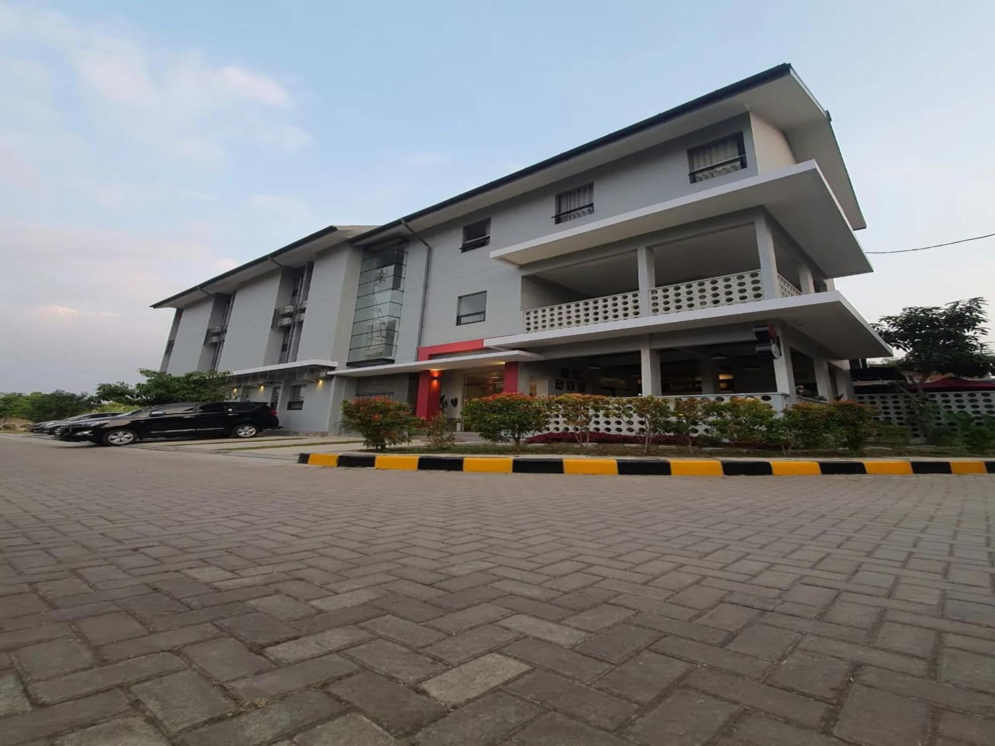 The Cluster Harris Bed & Breakfast Cimahi Екстериор снимка