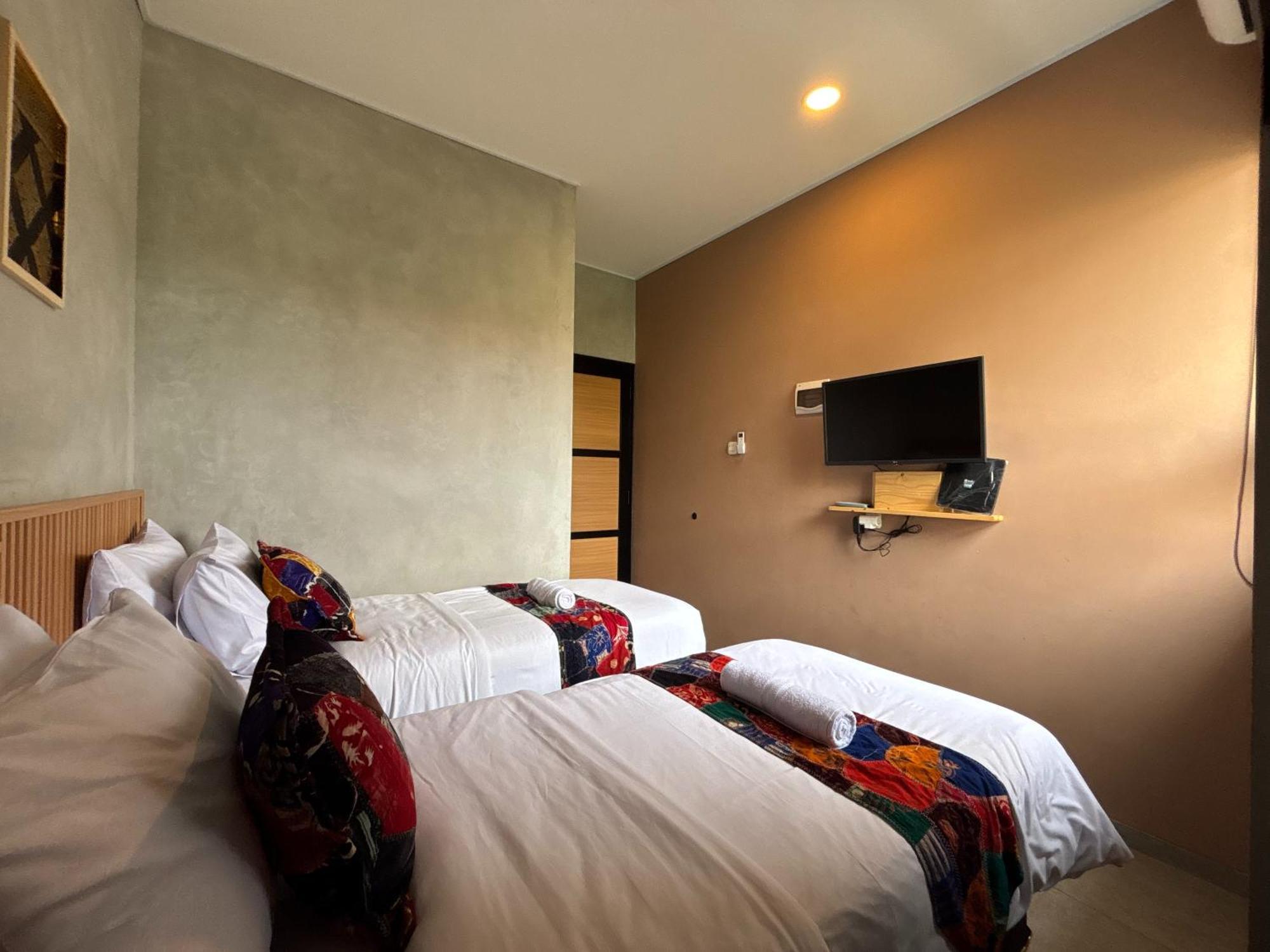The Cluster Harris Bed & Breakfast Cimahi Екстериор снимка