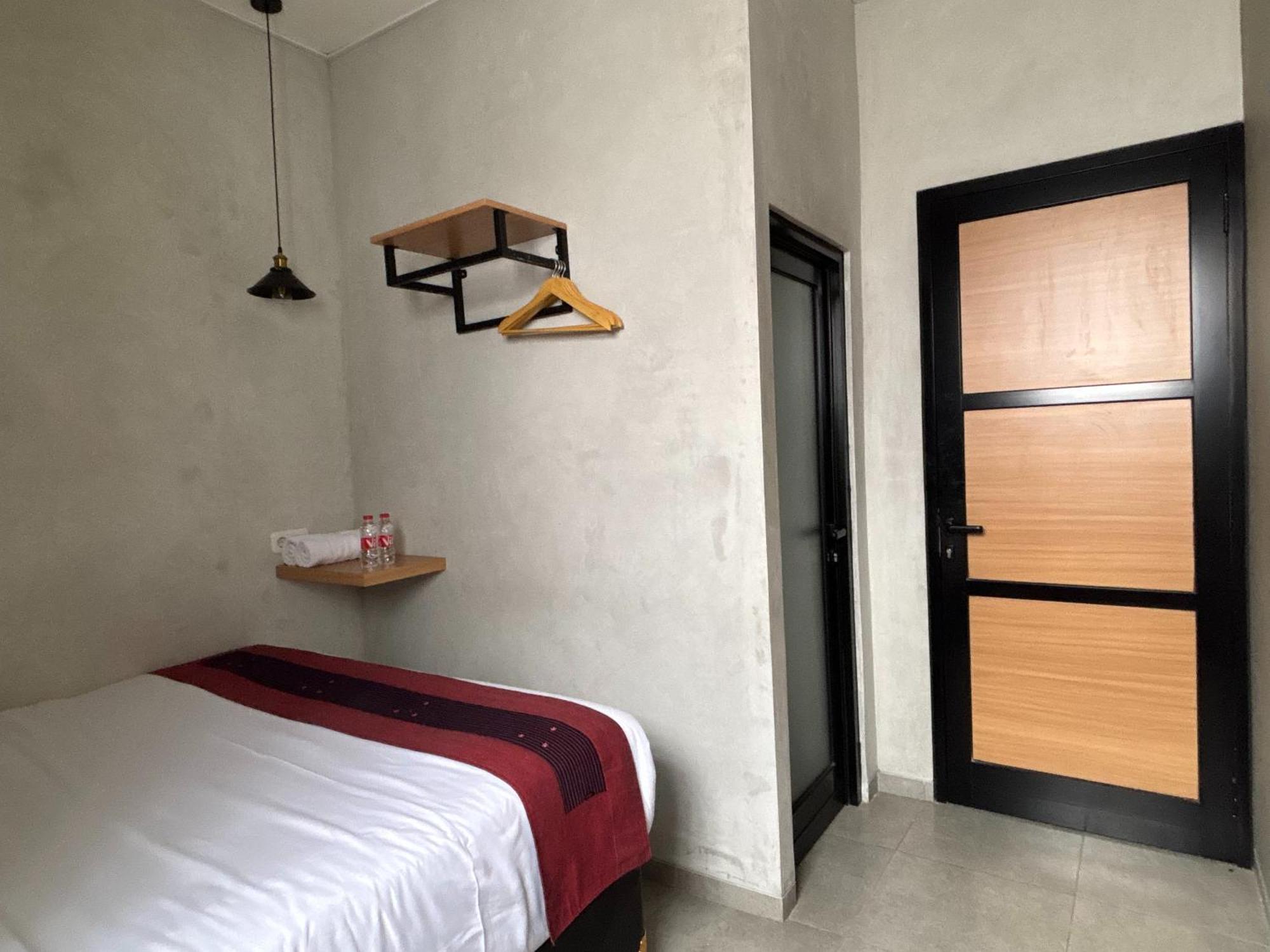 The Cluster Harris Bed & Breakfast Cimahi Екстериор снимка