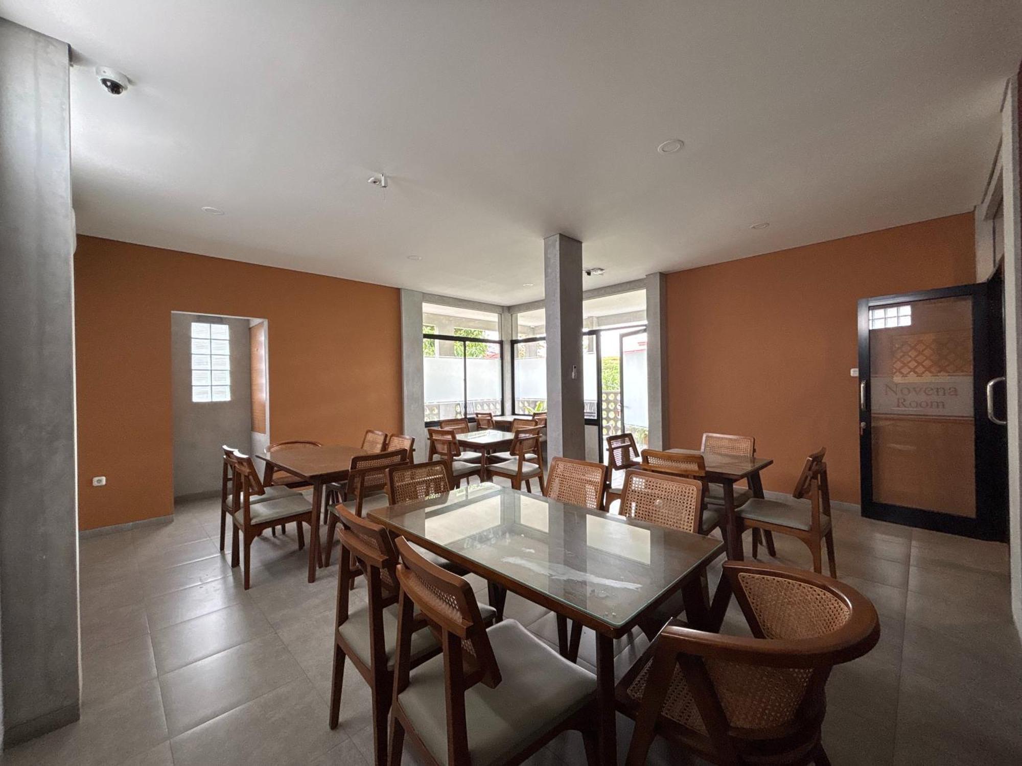 The Cluster Harris Bed & Breakfast Cimahi Екстериор снимка